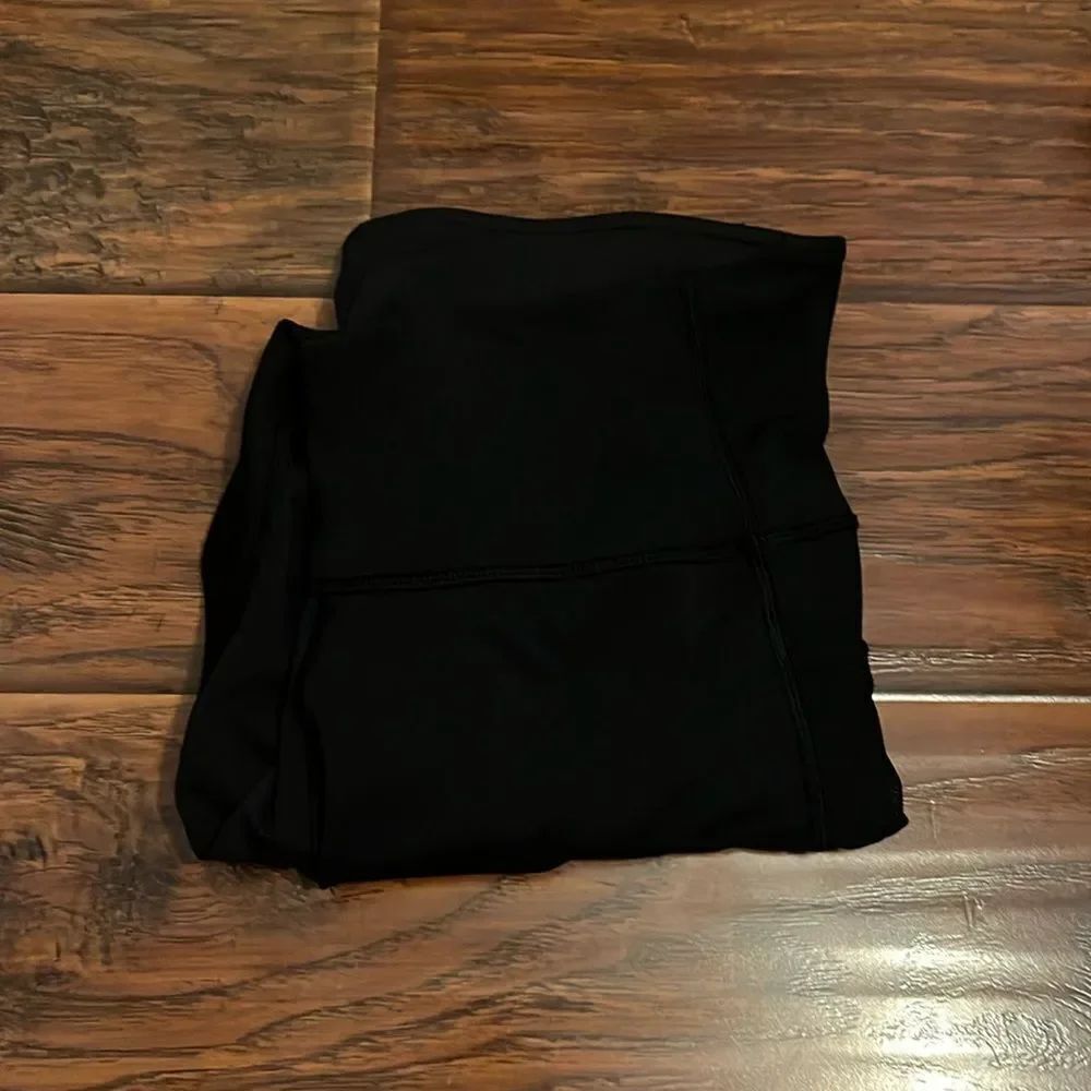 Lululemon Black Athletic Mesh Pockets Mesh Ruched Design Cropped Leggings